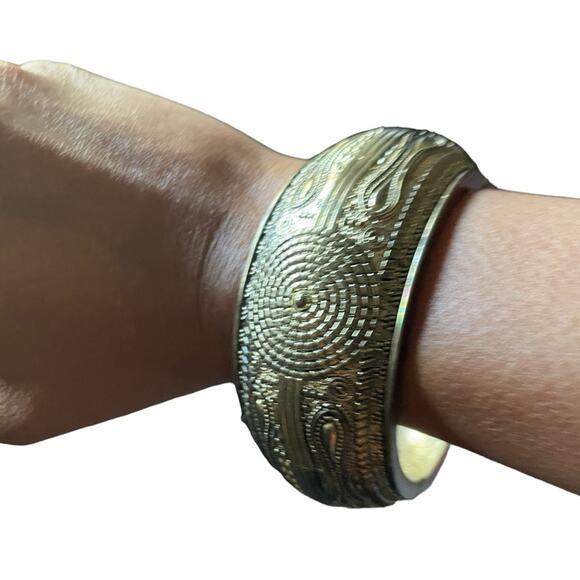 Women's/Teen Gold Clamper Brangle/ Bracelet Chunky Boho Festival Dreamer - Picture 2 of 4